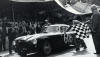 Felice Bonetto con la D 20, una berlinetta con motore 6 V di 2962 cmc, al termine della Mille Miglia del 1953.